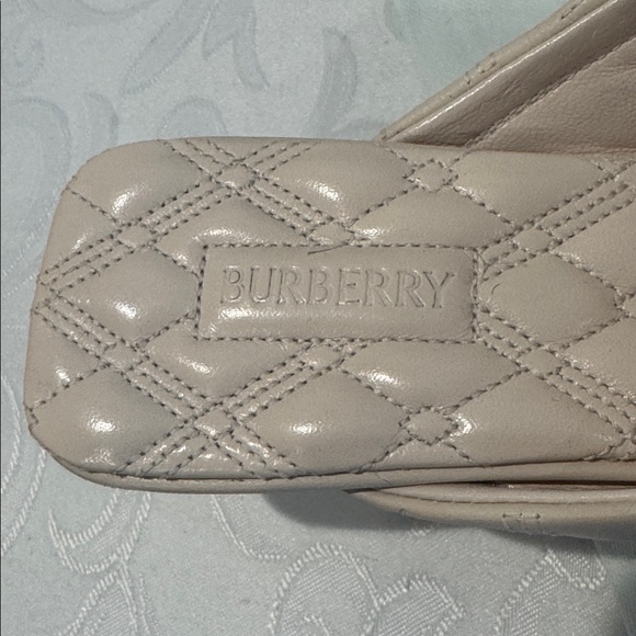 Burberry EKD Kitten Heel Mule. Ladies 8-8.5. Eu 39 - Picture 9 of 16